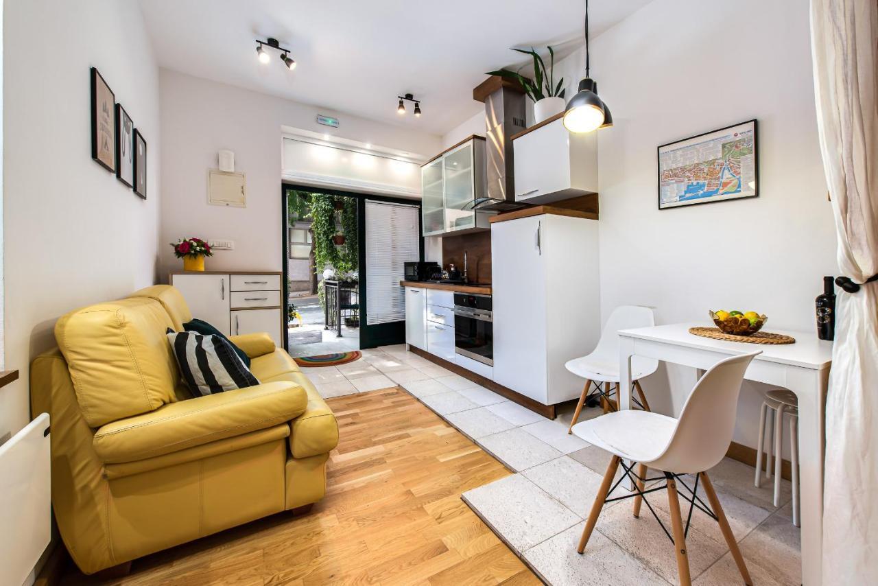 La Guardia Apartment With Free Private Parking ริเยกา ภายนอก รูปภาพ